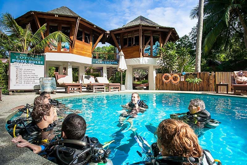Diving Instructor Paid With Commission