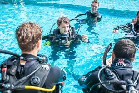 Divemaster Diving Instructor IDC Course Super Yacht